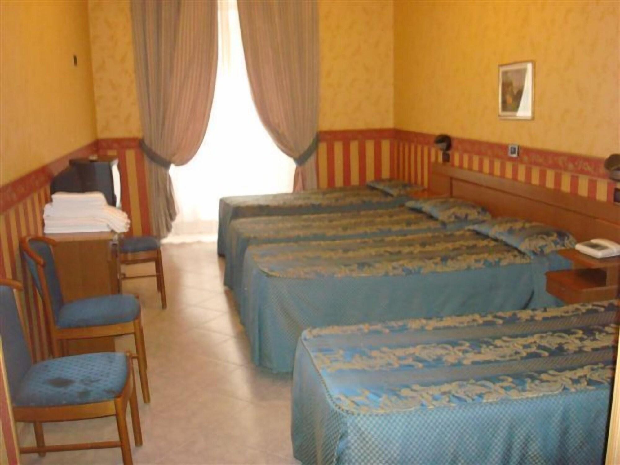 רומא Hotel Demetra Capitolina מראה חיצוני תמונה